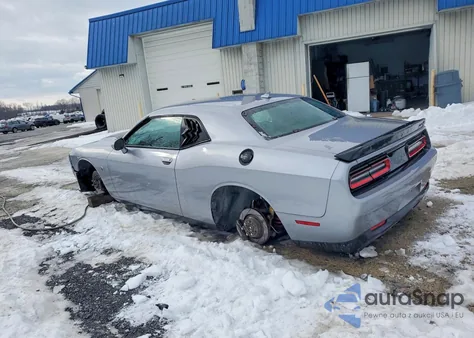 2016 Dodge Challenger R/T Scat Pack z USA, uszkodzony, nr VIN 2C3CDZFJ9GH265337